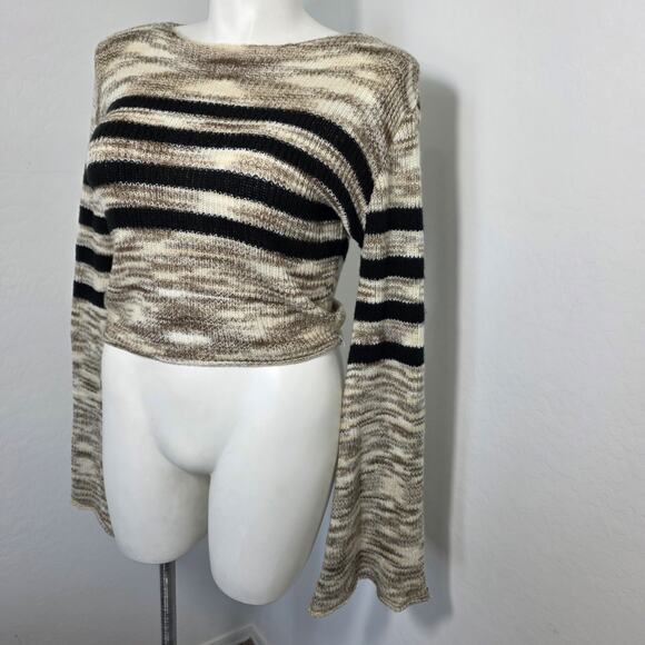 Hot topic Social Collision Cream & Black Stripe Girls Crop Sweater sz L - Picture 3 of 10